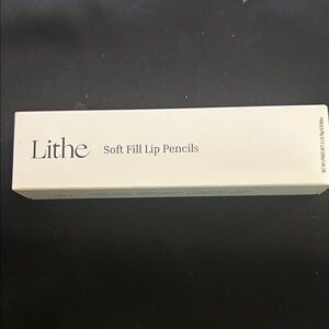 Lithe Soft Fill Lip Pencil - Scarlet & Dusk